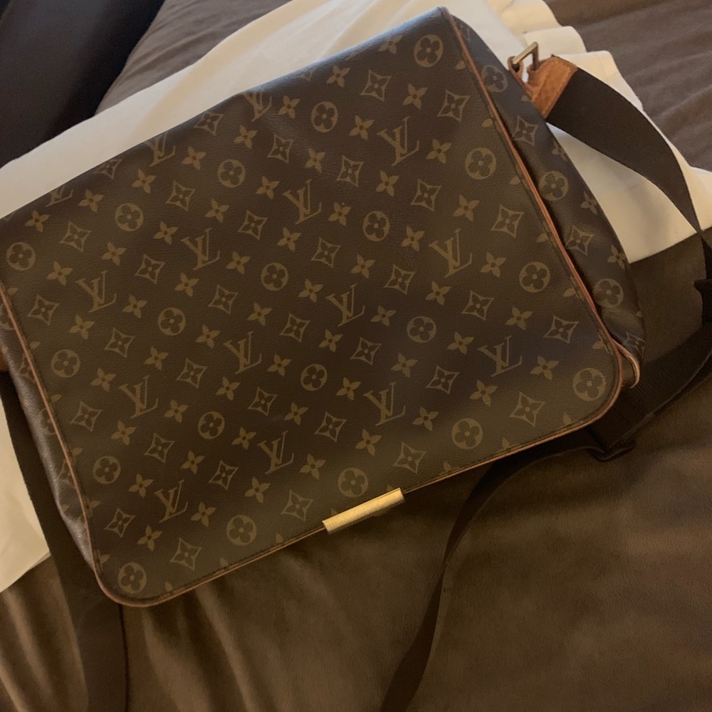 Louis Vuitton Abbesses Messenger Bag
